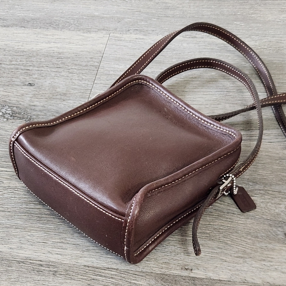 Vintage Coach‎ Crossbody Bag - Picture 7 of 16